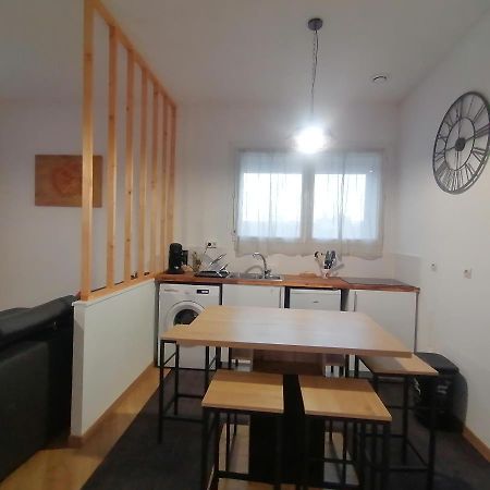 Lhacienda Apartment Marseille Bagian luar foto